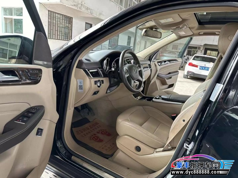 15年奔驰ML轿车抵押车出售