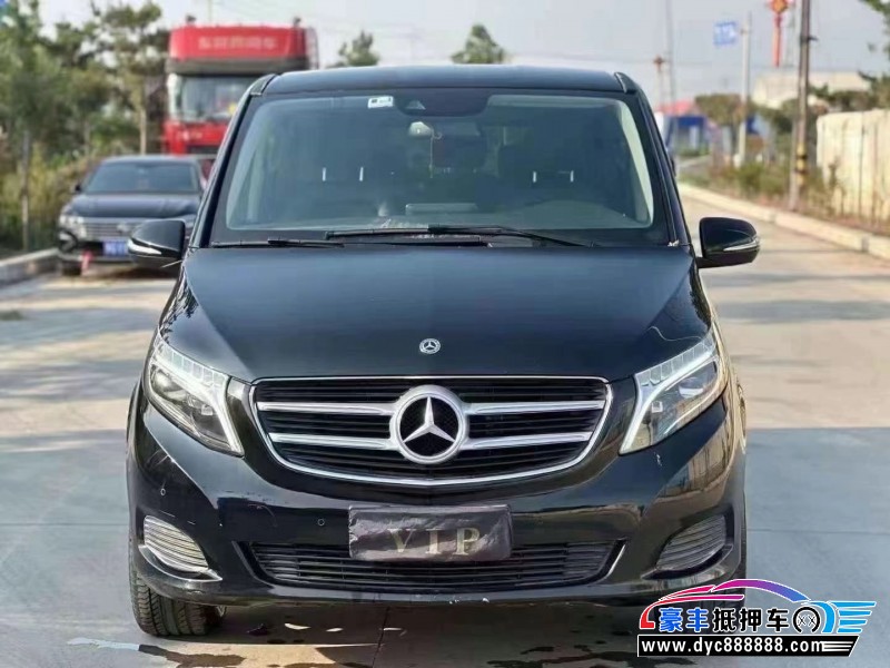 20年奔驰V轿车抵押车出售