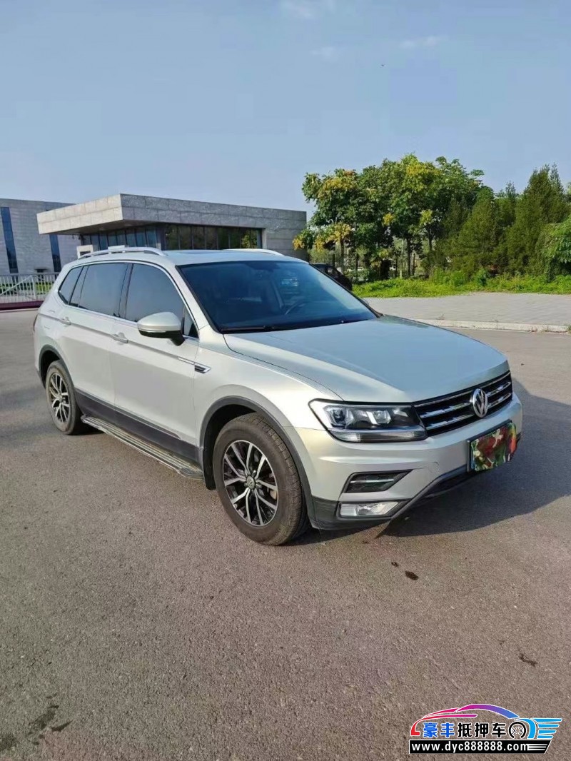 18年大众途观轿车抵押车出售