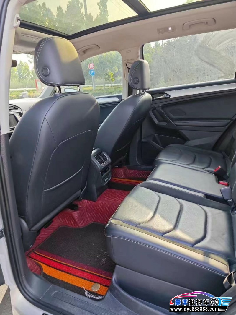 18年大众途观轿车抵押车出售