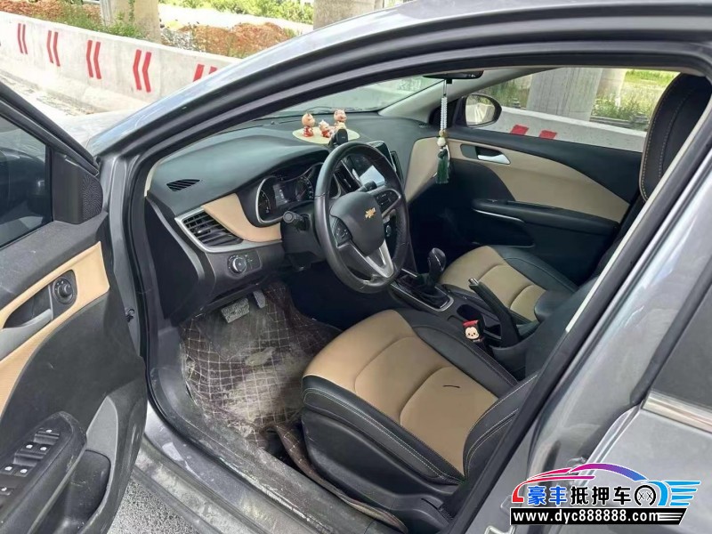 22年雪佛兰科鲁泽轿车抵押车出售