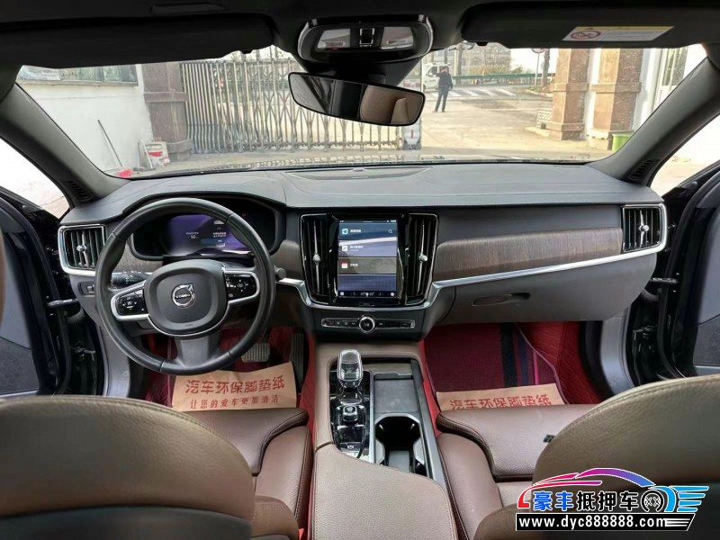 21年沃尔沃S90轿车抵押车出售