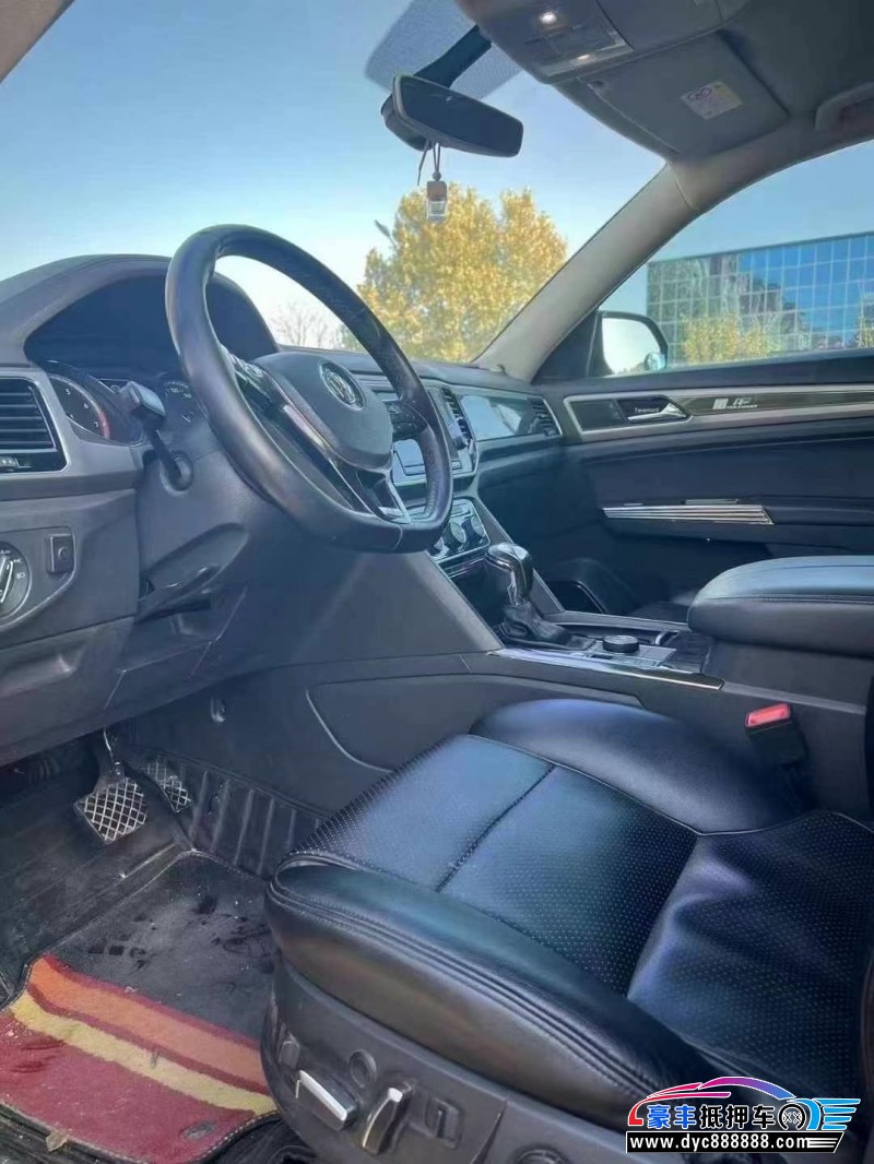 17年大众途昂轿车抵押车出售