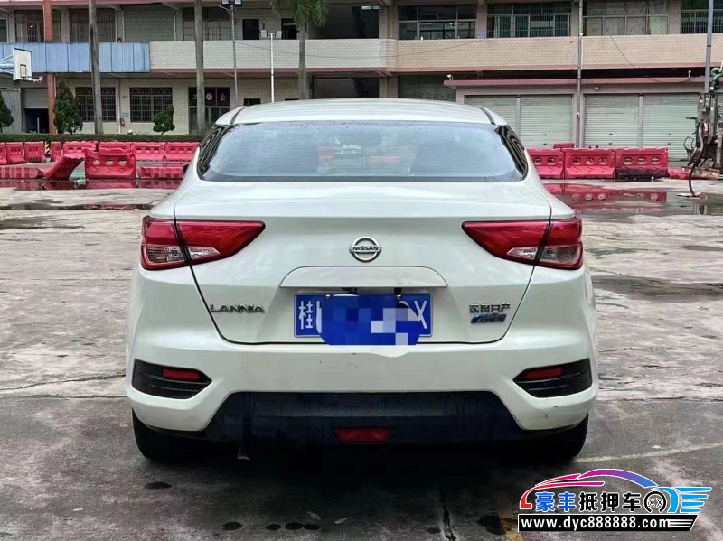 19年日产蓝鸟轿车抵押车出售