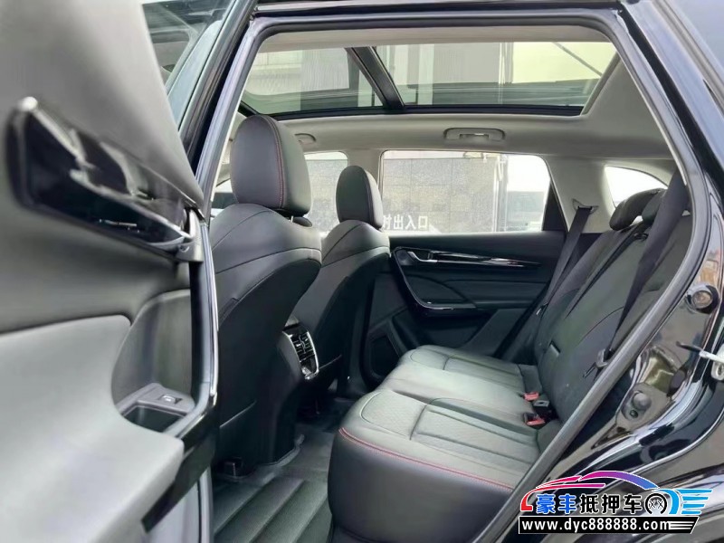 22年东风风神AX7轿车抵押车出售