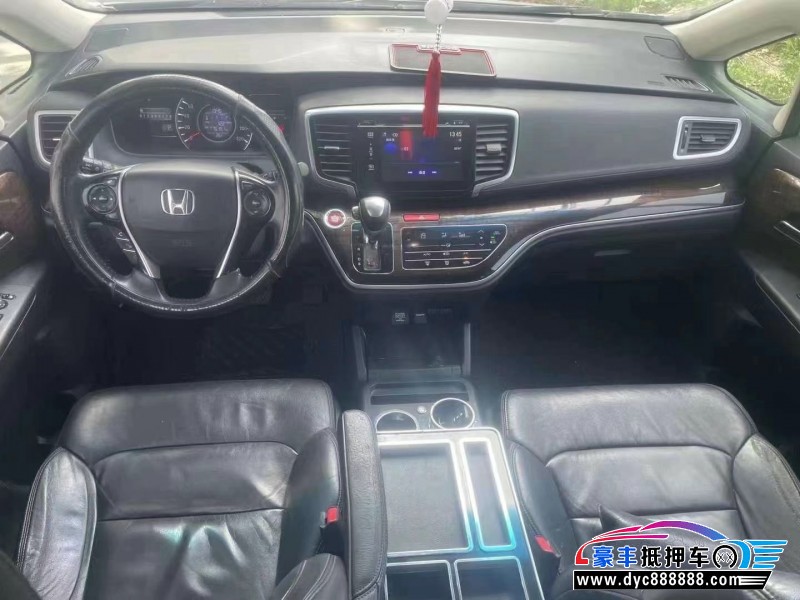 16年本田奥德赛轿车抵押车出售