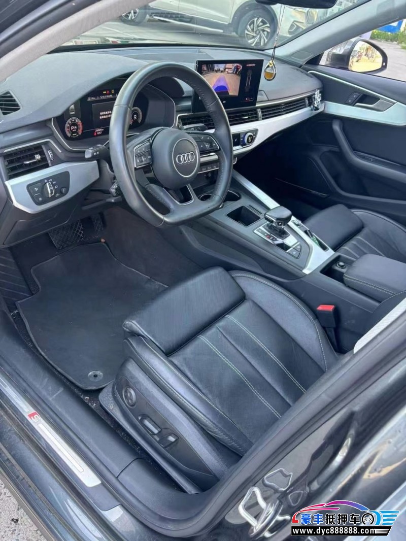 22年奥迪A4轿车抵押车出售