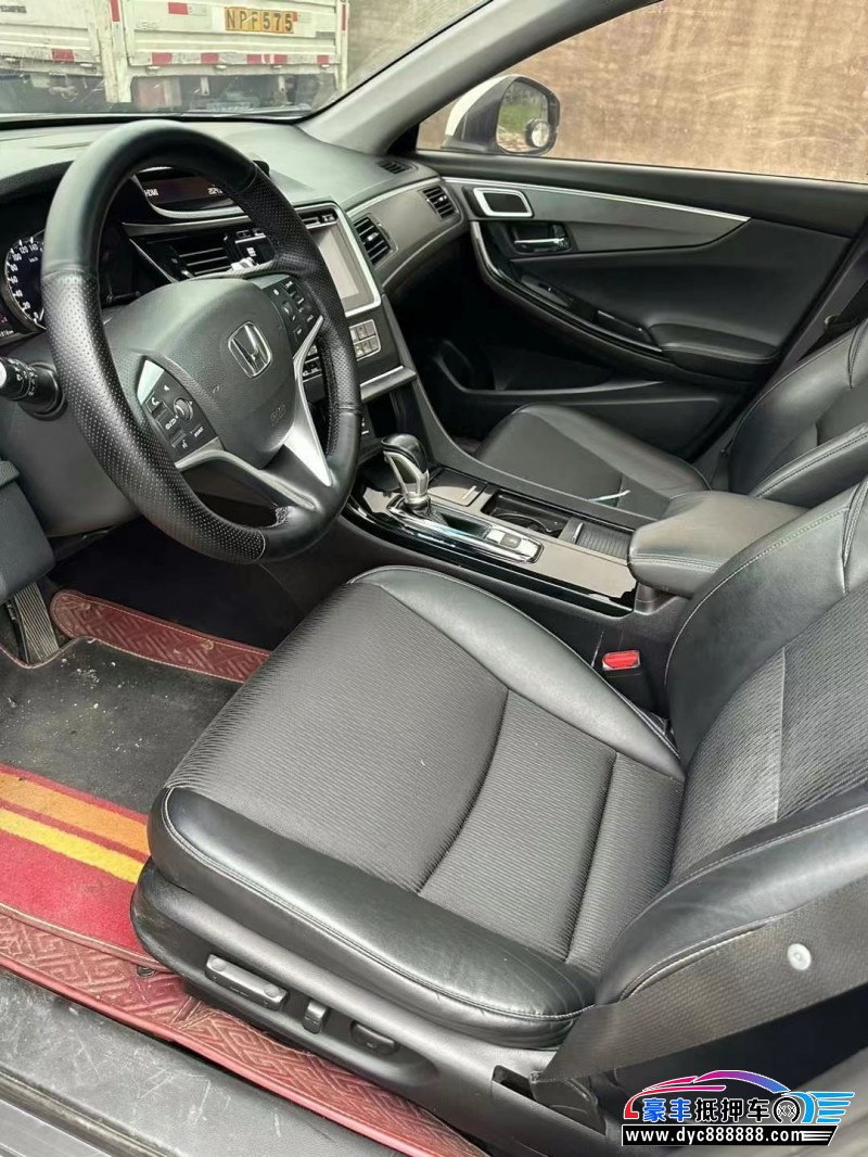 16年本田思铂睿轿车抵押车出售