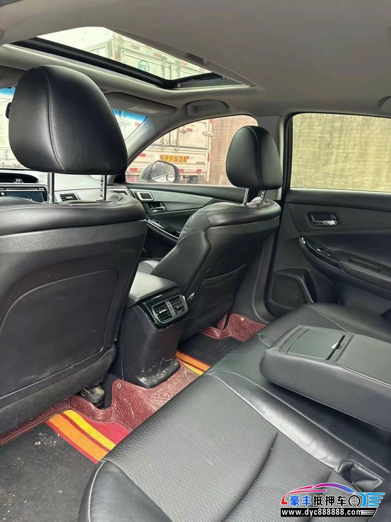 16年本田思铂睿轿车抵押车出售