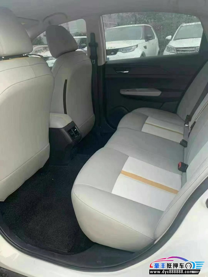 23年东风风神E70轿车抵押车出售