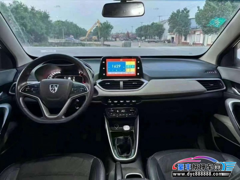 18年宝骏510轿车抵押车出售