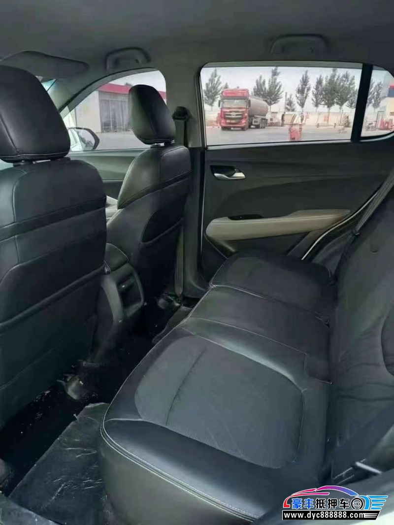 18年宝骏510轿车抵押车出售