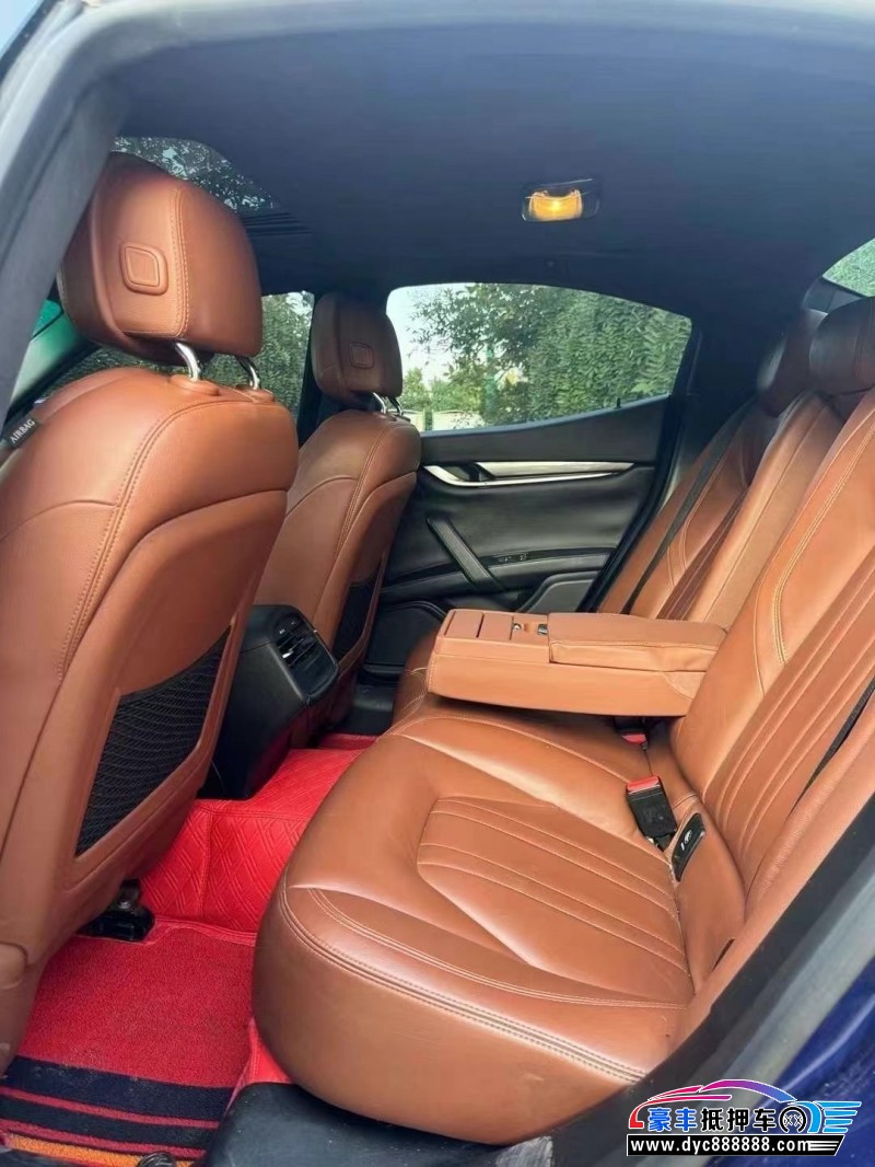 15年玛莎拉蒂Ghibli轿车抵押车出售