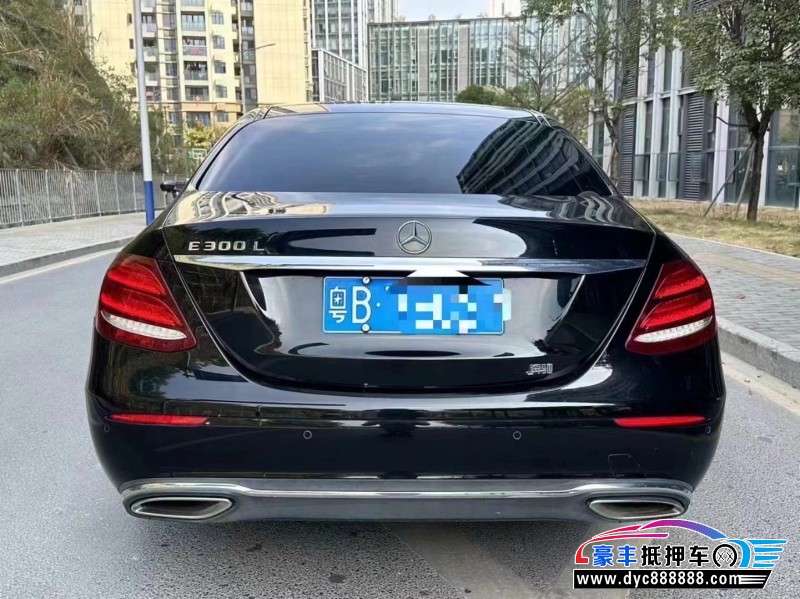 20年奔驰E轿车抵押车出售