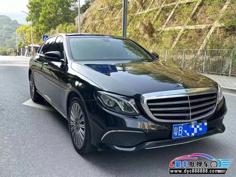 20年奔驰E轿车抵押车出售