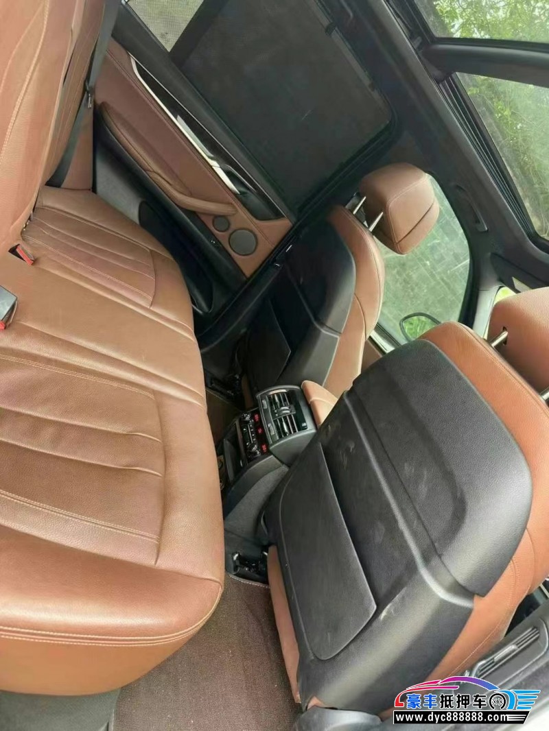 18年宝马X5轿车抵押车出售