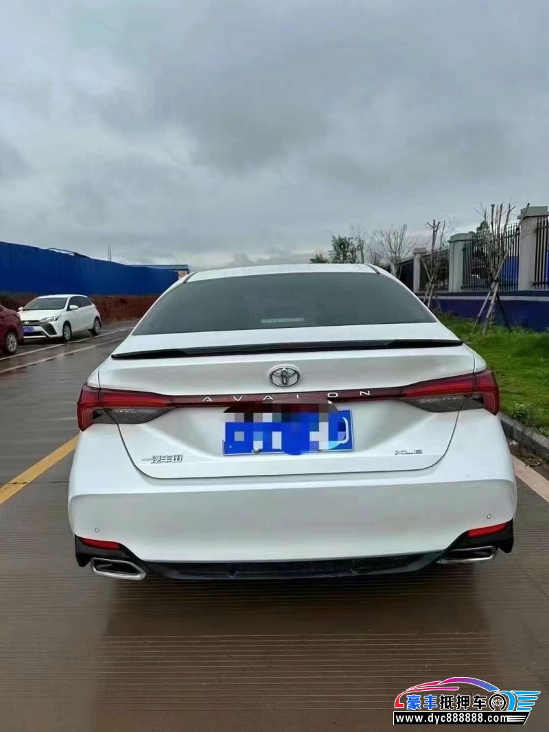 22年丰田亚洲龙轿车抵押车出售