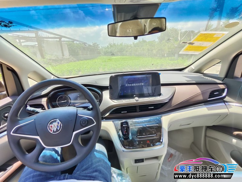 24年别克GL8MPV抵押车出售