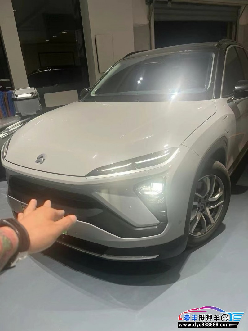 20年蔚来ES6轿车抵押车出售