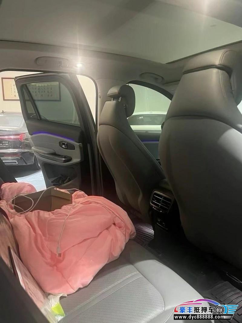 20年蔚来ES6轿车抵押车出售