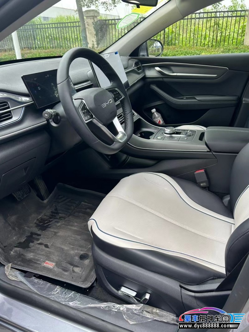 24年比亚迪驱逐舰轿车抵押车出售