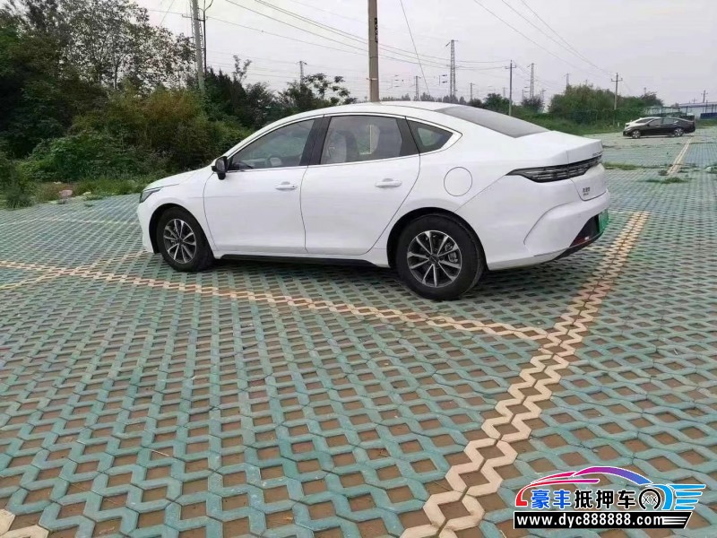 23年比亚迪驱逐舰轿车抵押车出售