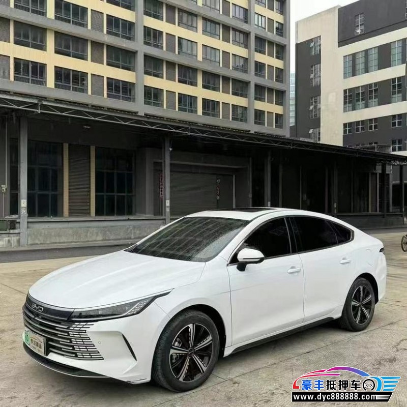 23年比亚迪驱逐舰轿车抵押车出售