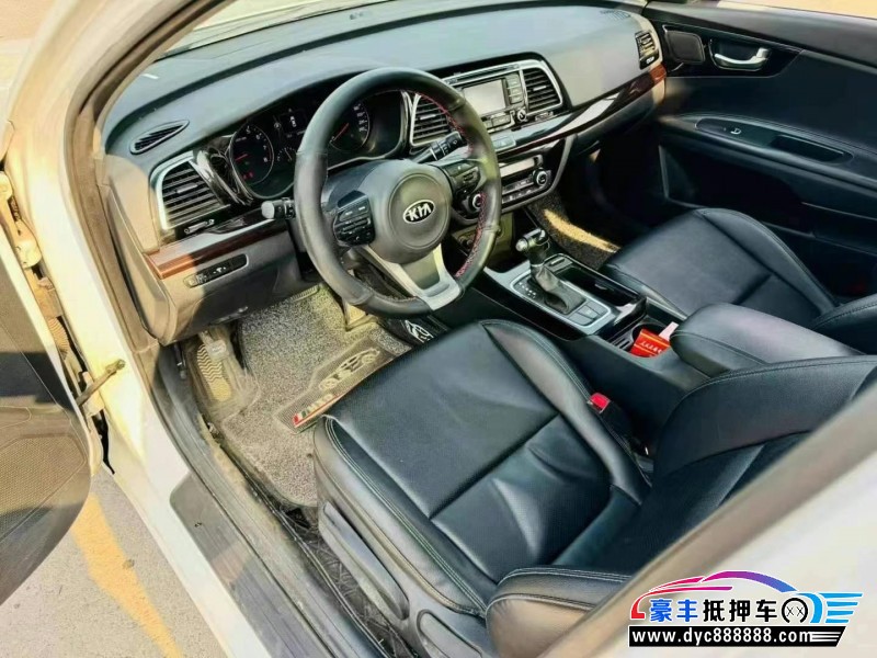 16年起亚K4轿车抵押车出售