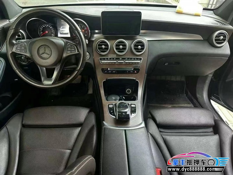 18年奔驰GLCSUV抵押车出售