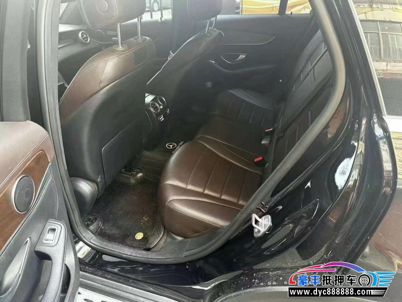 18年奔驰GLCSUV抵押车出售