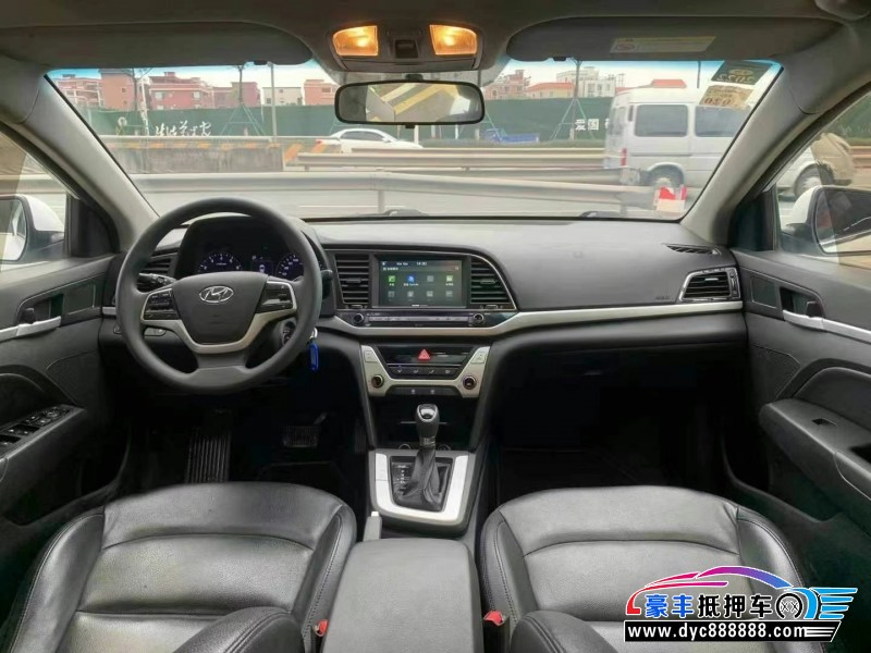 18年现代领动轿车抵押车出售