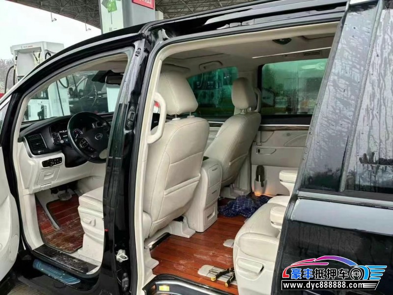 20年传祺M8轿车抵押车出售