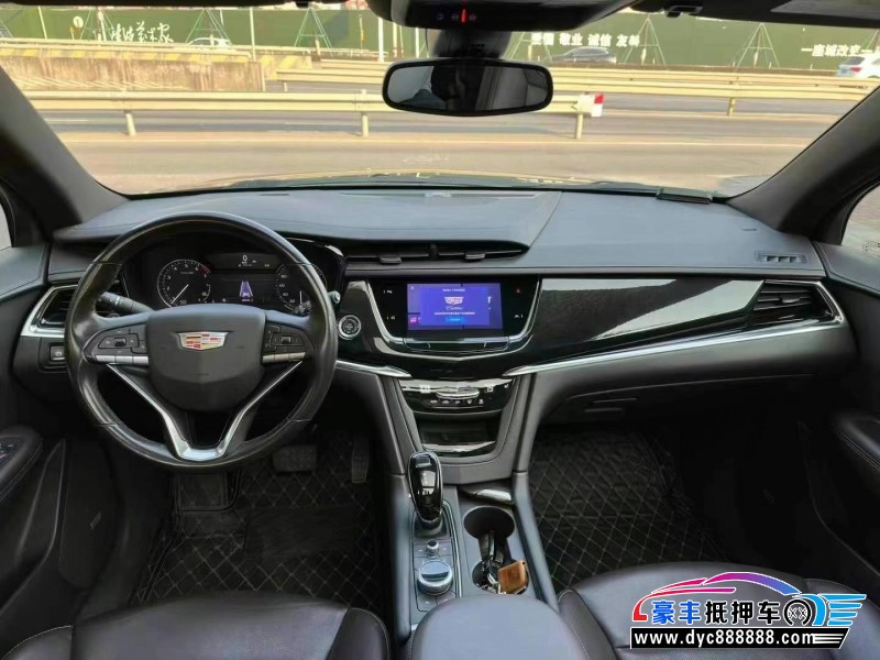 21年凯迪拉克xt6轿车抵押车出售
