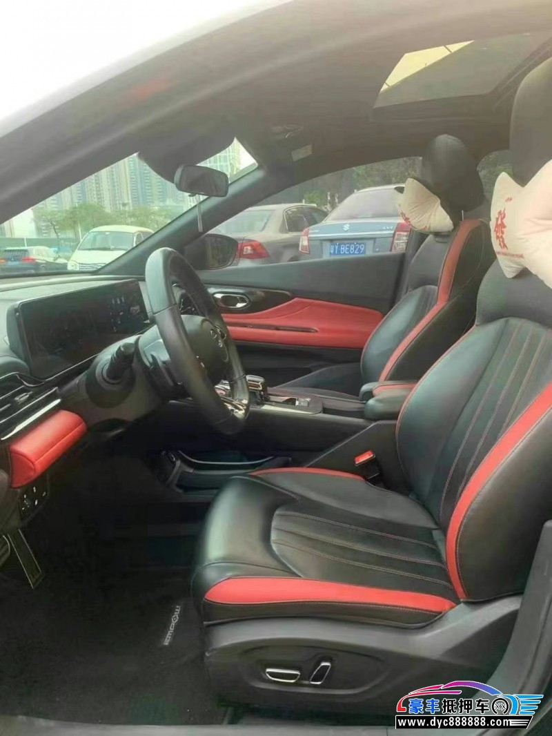 21年传祺影豹轿车抵押车出售