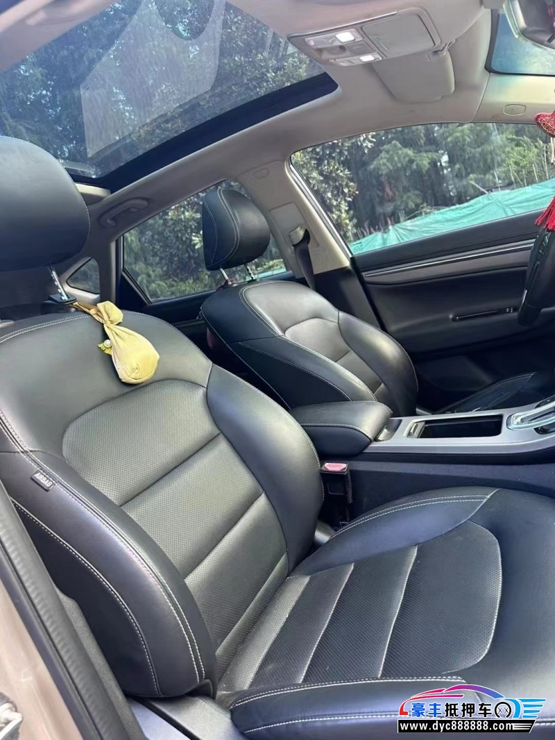 18年吉利帝豪GS轿车抵押车出售