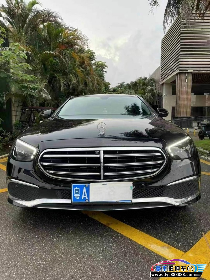 22年奔驰E轿车抵押车出售