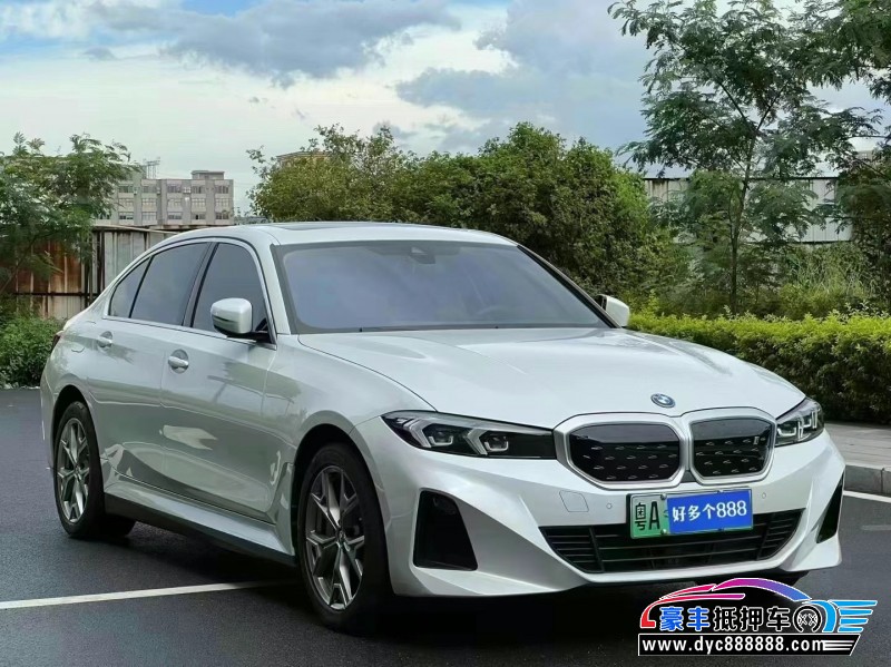 22年宝马i3轿车抵押车出售