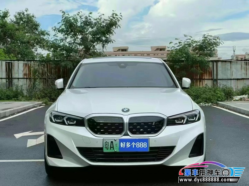 22年宝马i3轿车抵押车出售