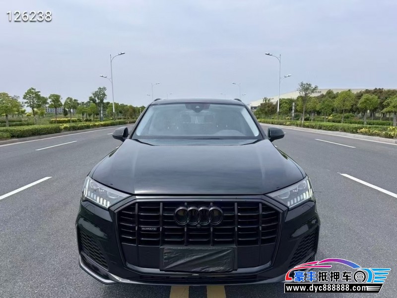 20年奥迪Q7轿车抵押车出售