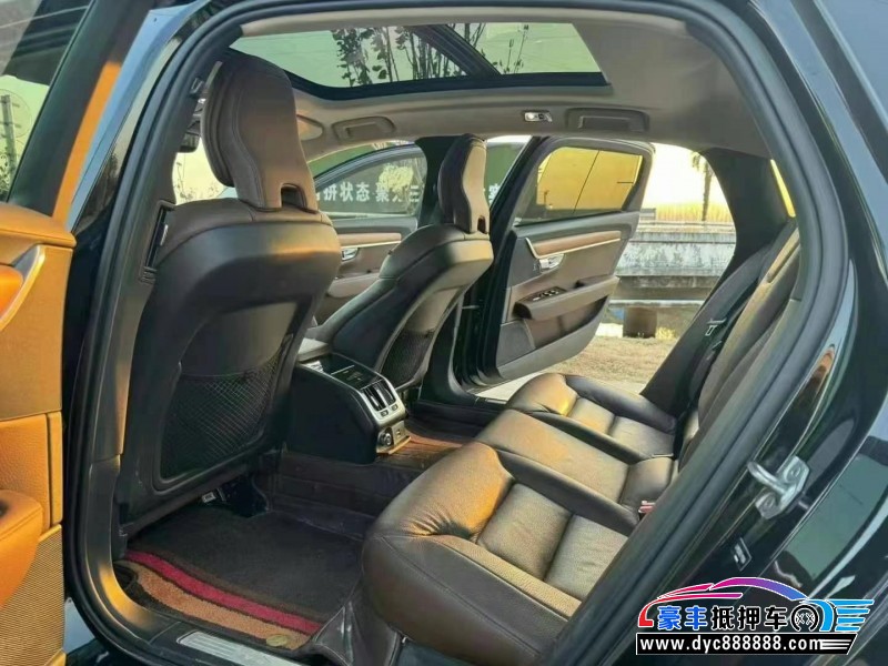 20年沃尔沃S90轿车抵押车出售