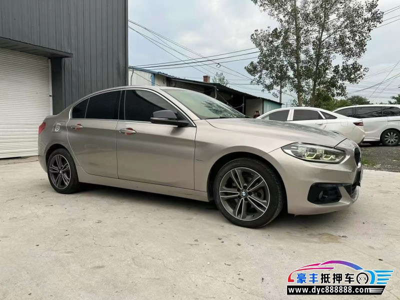 18年宝马1系轿车抵押车出售