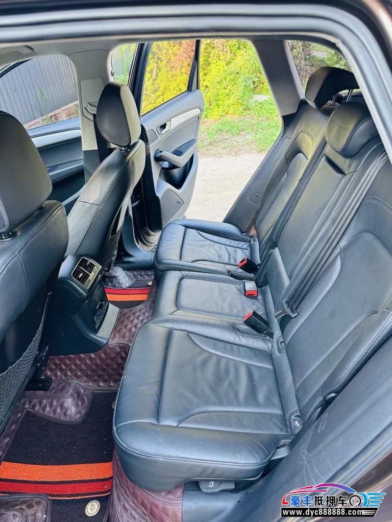 13年奥迪Q5轿车抵押车出售