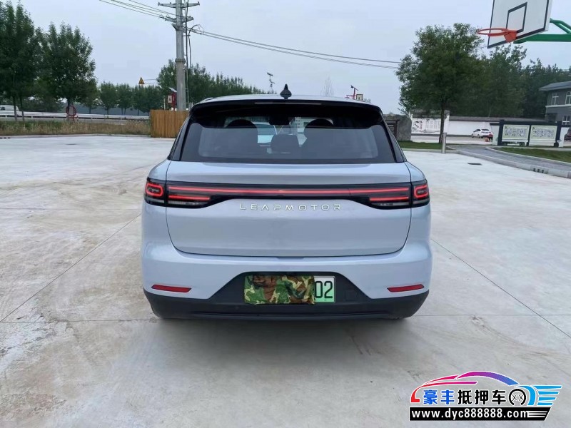 23年零跑C11轿车抵押车出售