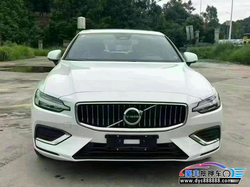 24年沃尔沃S60轿车抵押车出售