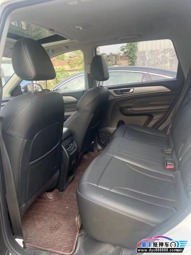 22年长城M6轿车抵押车出售