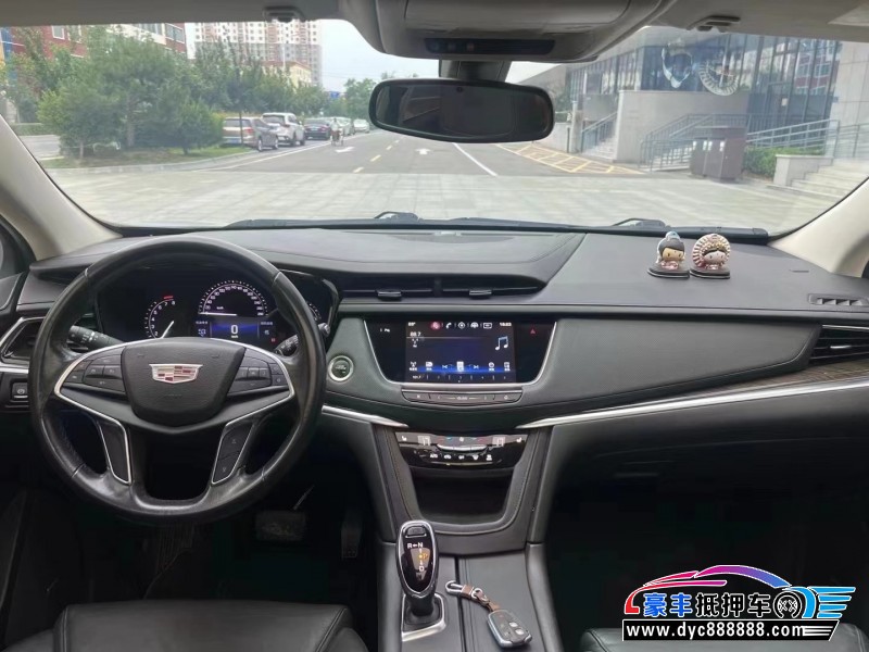 17年凯迪拉克XT5轿车抵押车出售