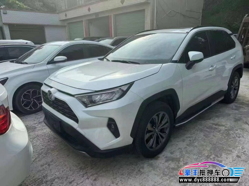 23年丰田RAV4轿车抵押车出售