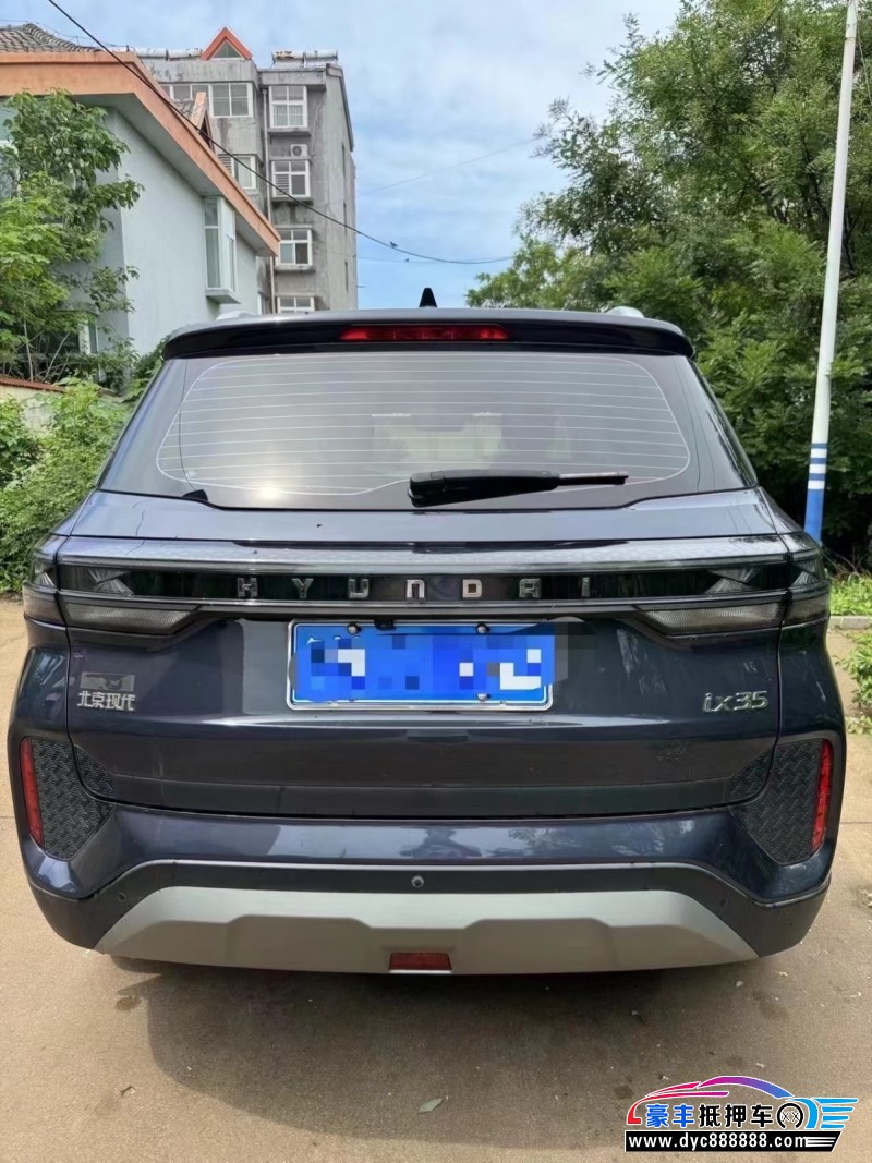 21年现代ix35轿车抵押车出售