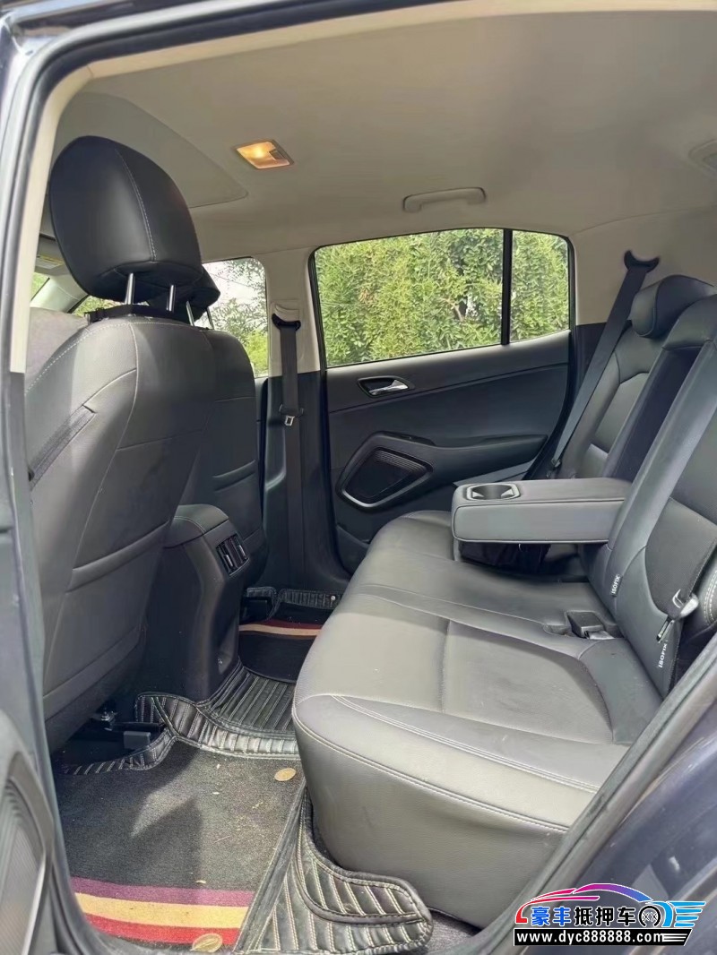 21年现代ix35轿车抵押车出售