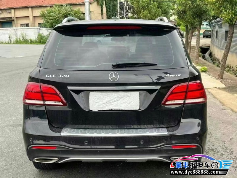 18年奔驰GLE轿车抵押车出售